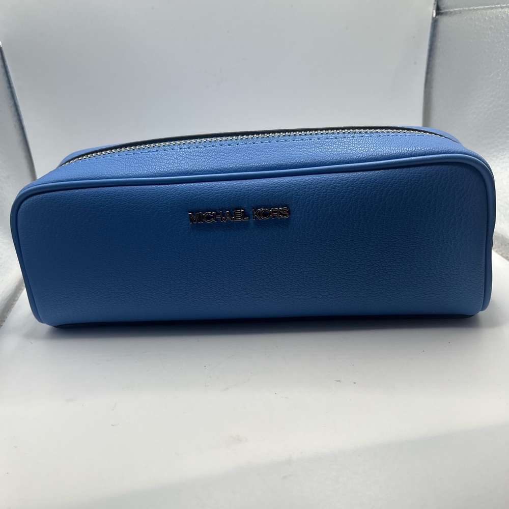 NEW MICHAEL KORS GIFTABLES SOUTH PACIFIC BLUE MEDIUM LEATHER MAKEUP/ PENCIL CASE